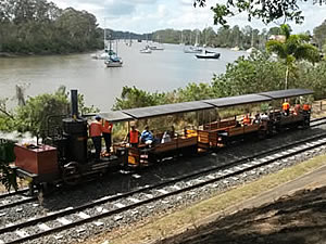 Steam train rides at the Maryborough market